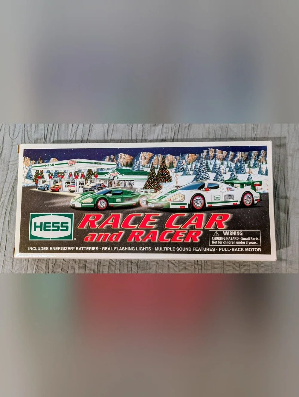 NIB Hess 2009 Race Car and Racer w/Pull Back Motor